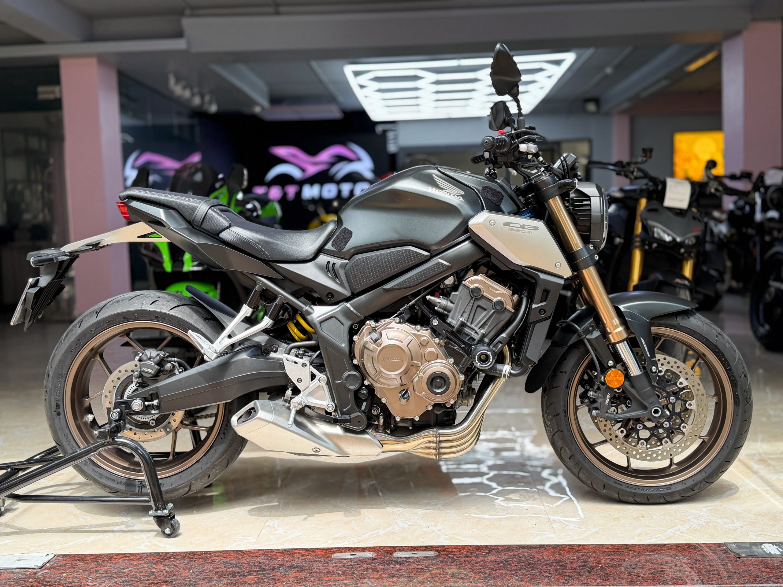 Honda CB650R 2021 - Ảnh 8