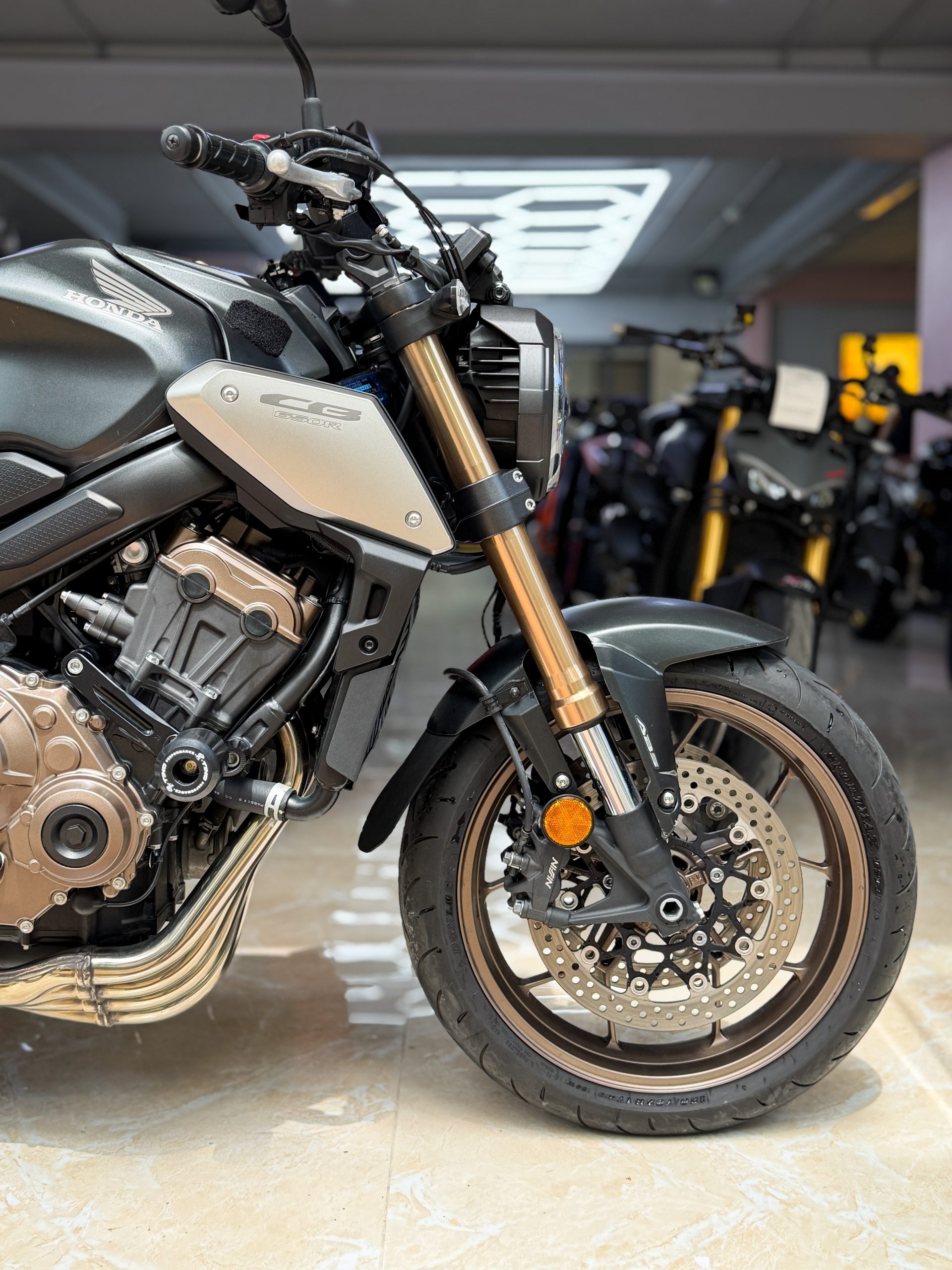 Honda CB650R 2021 - Ảnh 9