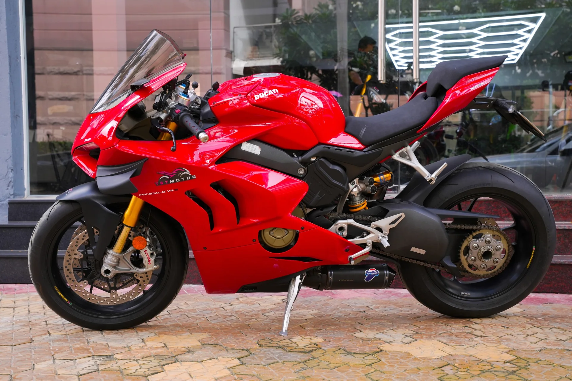 Bình xăng Ducati Panigale V4 S màu đỏ