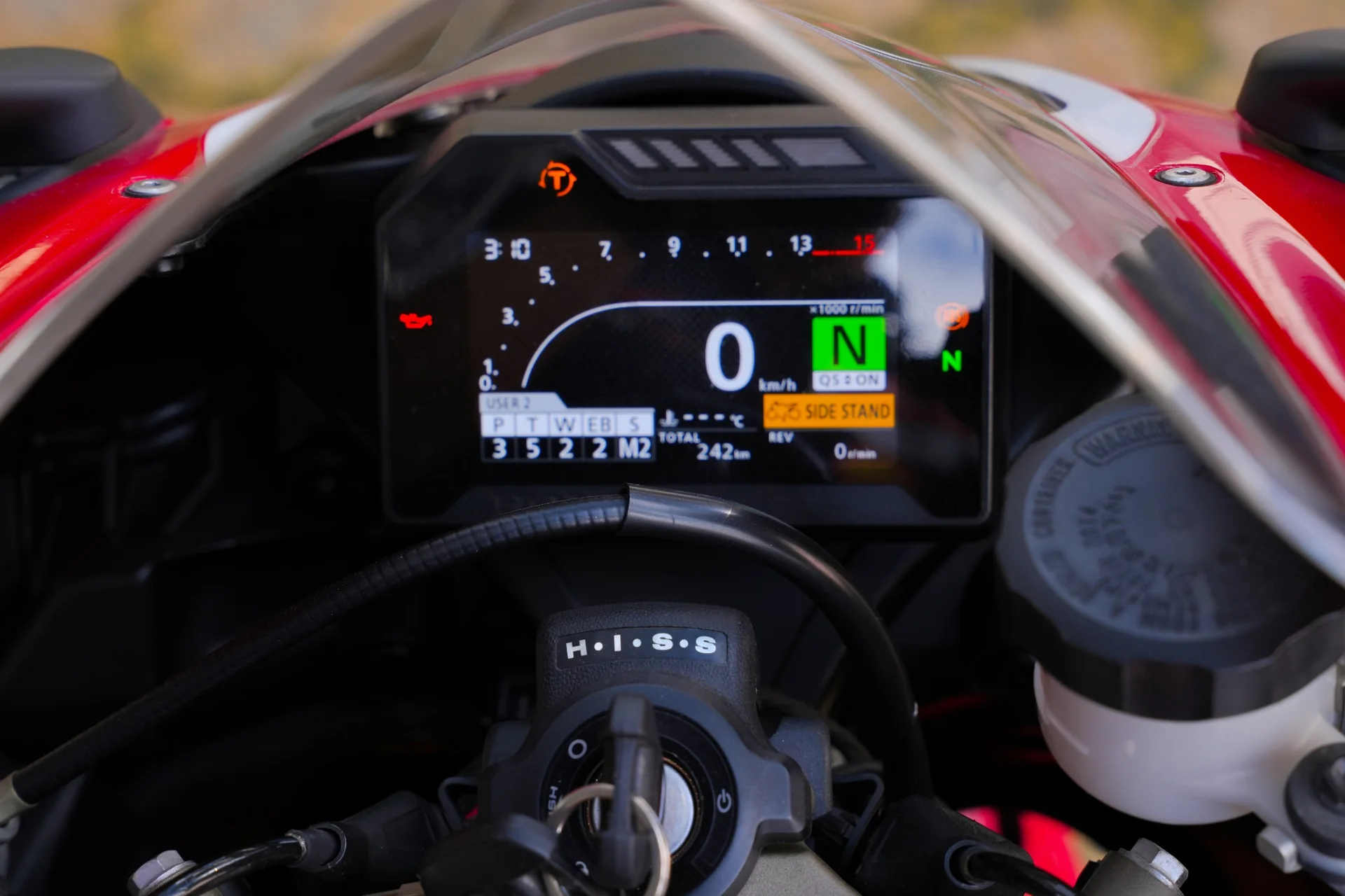 Đồng hồ Honda CBR1000RR SP 2019 hiển thị ODO 242 km