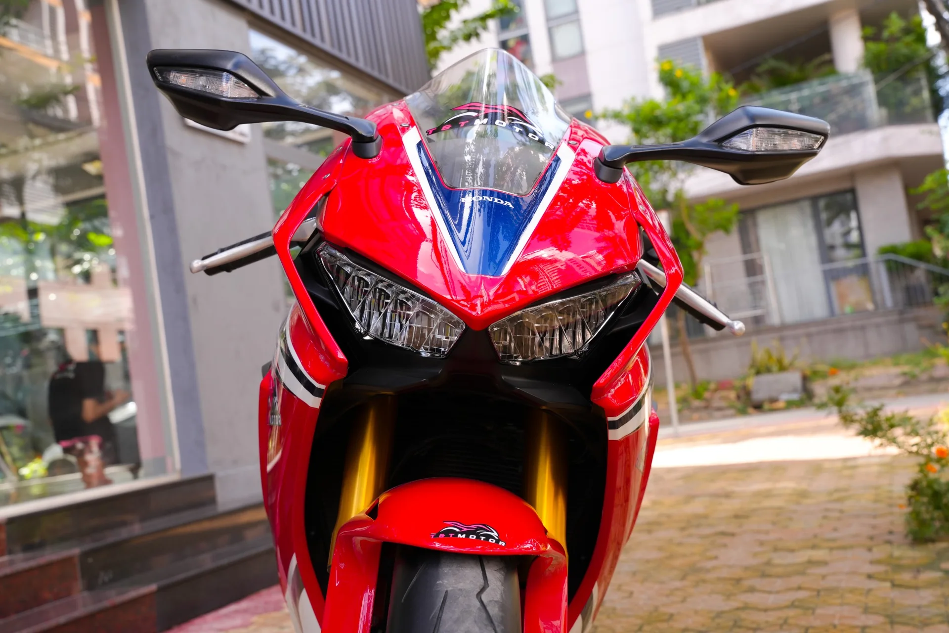 Honda CBR1000RR Fireblade SP 2019 chính diện