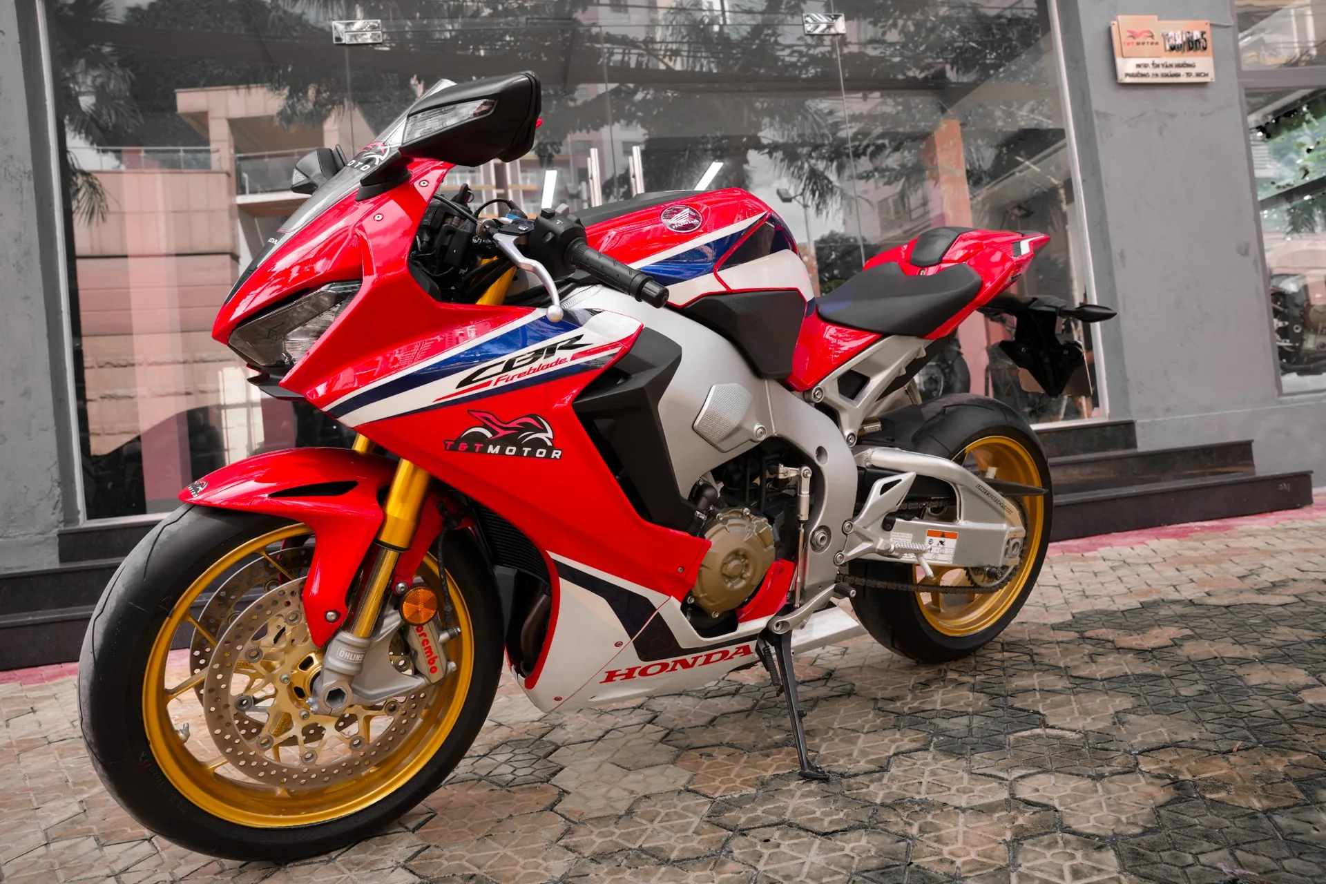 Honda CBR1000RR Fireblade SP 2019 góc 3 phần 4 phía trước