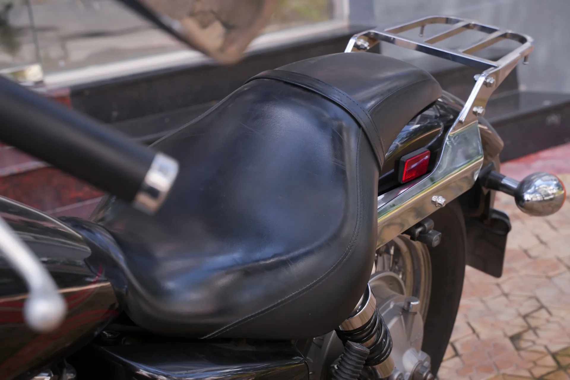 Yên và baga sau Honda Shadow Spirit 750 2009