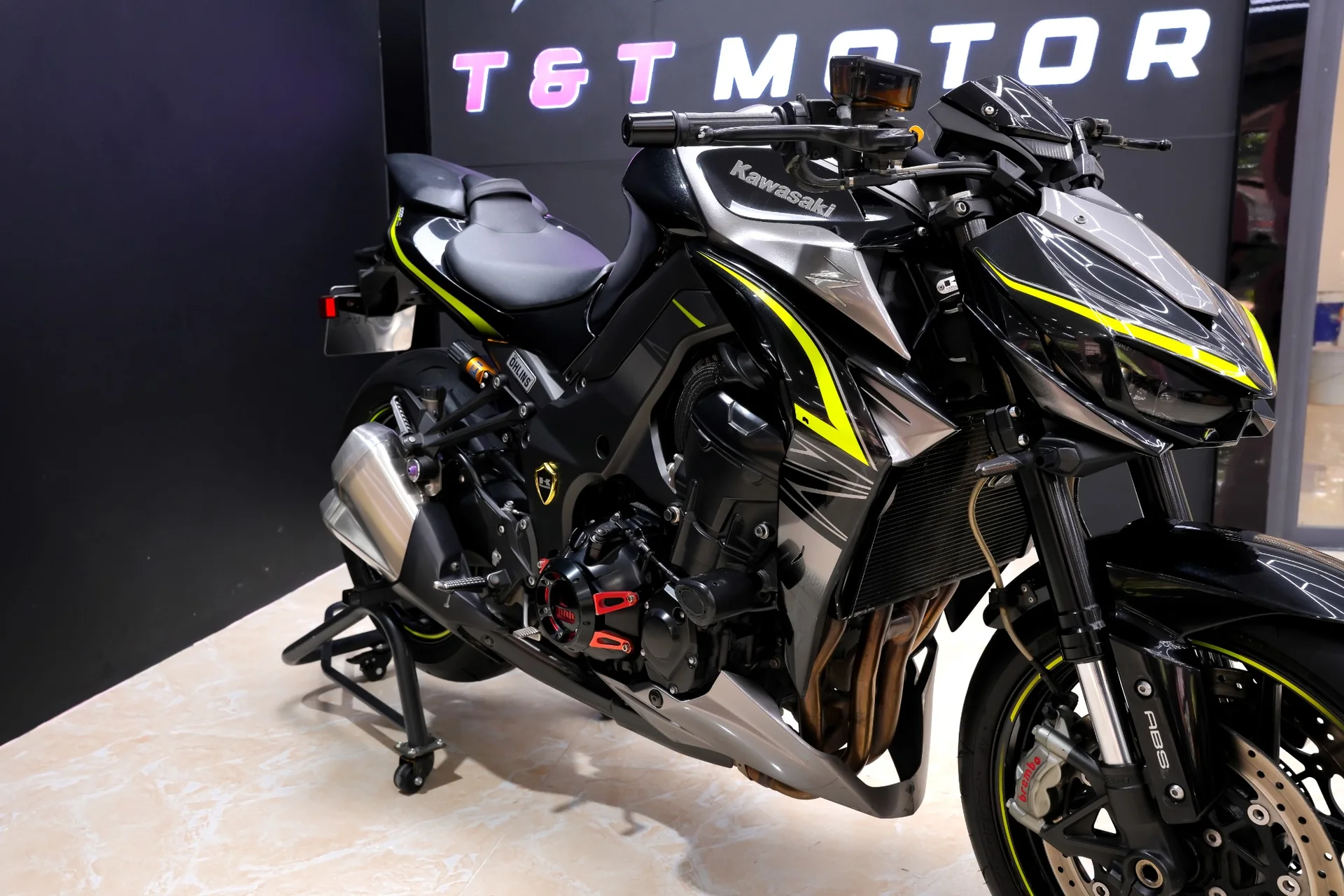 Dàn áo và đầu xe Kawasaki Z1000 R Edition